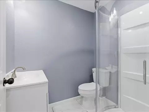 Bath - 1209 N Central Ave, Monett, MO 65708 photo 1 of 2