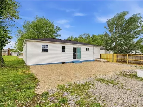 Exterior - 1209 N Central Ave, Monett, MO 65708 photo 2 of 4