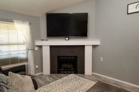 Other - 2205 W Drake St, Springfield, MO 65810 photo 2 of 5
