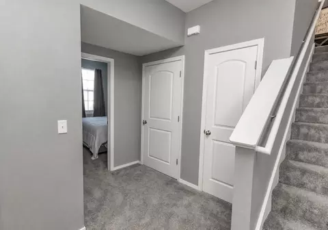Entry Way - 2205 W Drake St, Springfield, MO 65810 photo 5 of 5