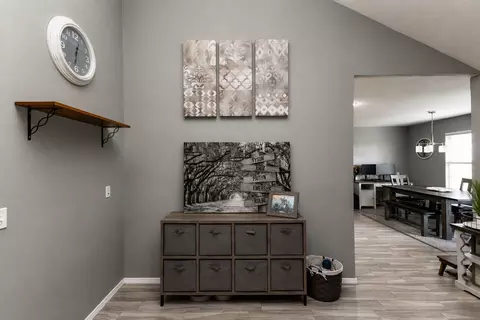 Entry Way - 2205 W Drake St, Springfield, MO 65810 photo 3 of 5