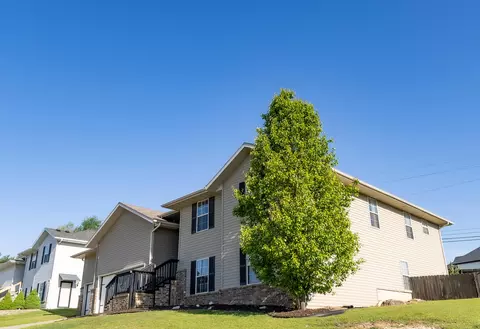 Exterior - 2205 W Drake St, Springfield, MO 65810 photo 2 of 5
