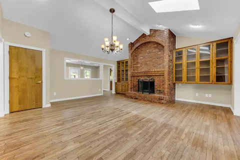 Living - 3605 E Delmar St, Springfield, MO 65809 photo 2 of 7