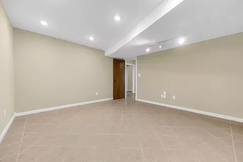 Living - 3605 E Delmar St, Springfield, MO 65809 photo 6 of 7