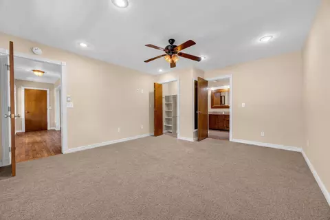 Bedroom - 3605 E Delmar St, Springfield, MO 65809 photo 3 of 8