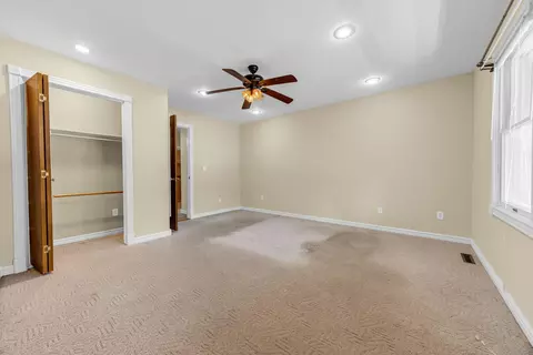 Bedroom - 3605 E Delmar St, Springfield, MO 65809 photo 2 of 8