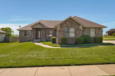 1542 S Antietam Rd, Republic, MO 65738