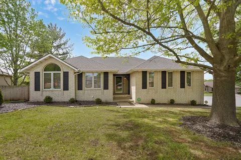 5114 S Forest Ct, Springfield, MO 65810