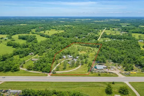 31932 Hwy 5, Lebanon, MO 65536