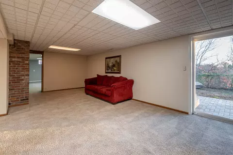 Living - 6396 E Skyline Dr, Springfield, MO 65809 photo 8 of 9
