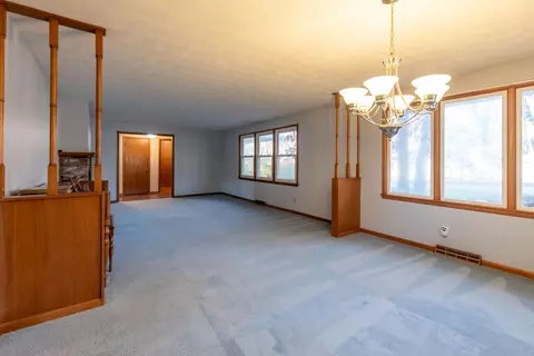 Living - 6396 E Skyline Dr, Springfield, MO 65809 photo 4 of 9