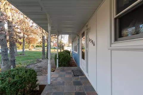 Exterior - 6396 E Skyline Dr, Springfield, MO 65809 photo 5 of 24