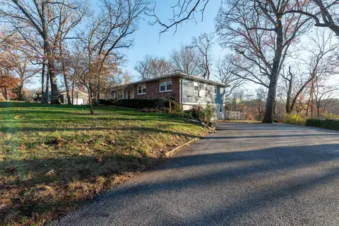 Exterior - 6396 E Skyline Dr, Springfield, MO 65809 photo 2 of 24