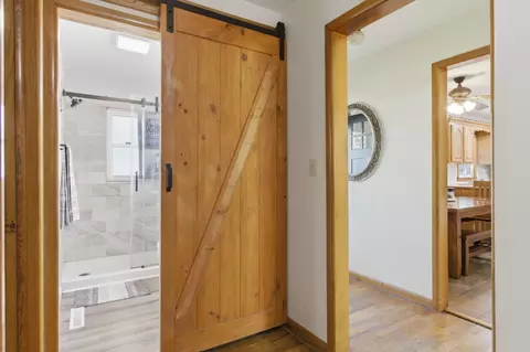 Entry Way - 1009 13th St, Monett, MO 65708 photo 4 of 4