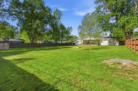 Exterior - 1009 13th St, Monett, MO 65708 photo 7 of 9