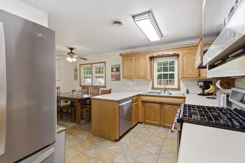 Kitchen - 1009 13th St, Monett, MO 65708 photo 1 of 2