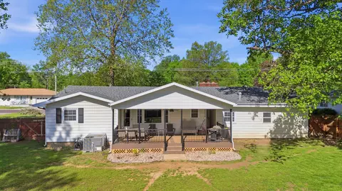 Exterior - 1009 13th St, Monett, MO 65708 photo 9 of 9
