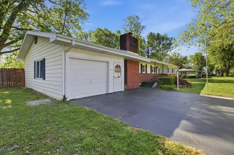 Exterior - 1009 13th St, Monett, MO 65708 photo 3 of 9