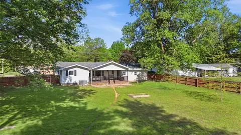 Exterior - 1009 13th St, Monett, MO 65708 photo 8 of 9