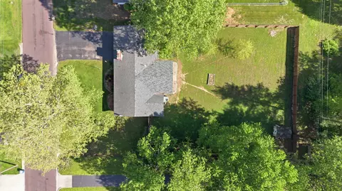 View/Area - 1009 13th St, Monett, MO 65708 photo 1 of 2