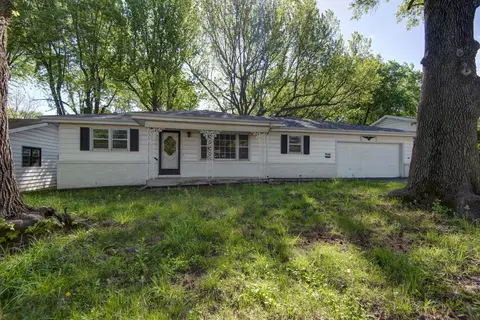 Exterior - 1846 S Nettleton Ave, Springfield, MO 65807 photo 6 of 6