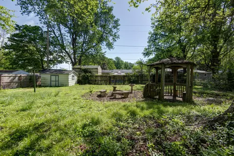 Exterior - 1846 S Nettleton Ave, Springfield, MO 65807 photo 3 of 6