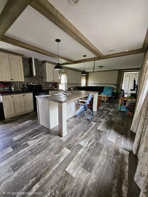 14987 Dunklin Rd, Lebanon, MO 65536