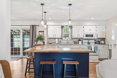 Kitchen - 702 S Main St, Willard, MO 65781 photo 2 of 8