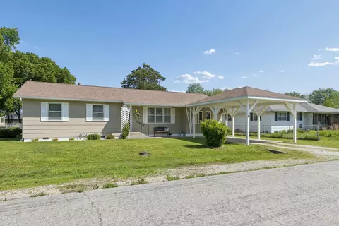 306 W 2nd St, Lockwood, MO 65682