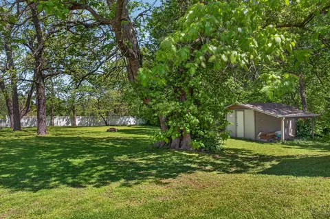 Exterior - 537 W Talmage St, Springfield, MO 65803 photo 12 of 17