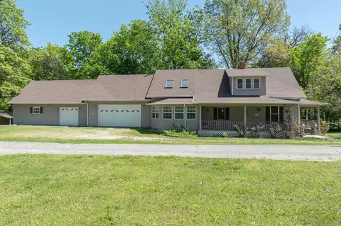 Exterior - 537 W Talmage St, Springfield, MO 65803 photo 3 of 17