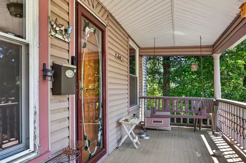 Exterior - 537 W Talmage St, Springfield, MO 65803 photo 5 of 17