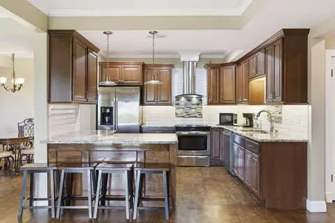 Kitchen - 358 Spring View Pl, Reeds Spring, MO 65737 photo 5 of 6