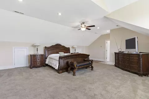 Bedroom - 358 Spring View Pl, Reeds Spring, MO 65737 photo 6 of 9
