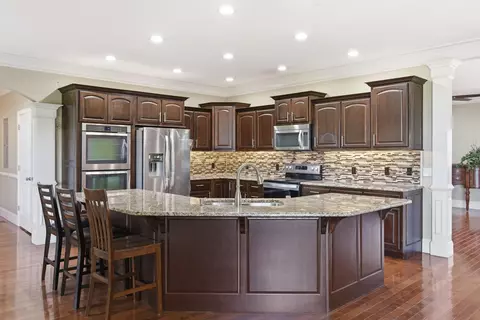 Kitchen - 358 Spring View Pl, Reeds Spring, MO 65737 photo 3 of 6