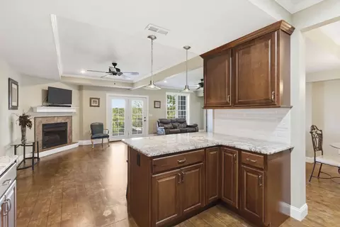 Kitchen - 358 Spring View Pl, Reeds Spring, MO 65737 photo 6 of 6