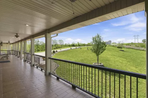 Exterior - 358 Spring View Pl, Reeds Spring, MO 65737 photo 7 of 23