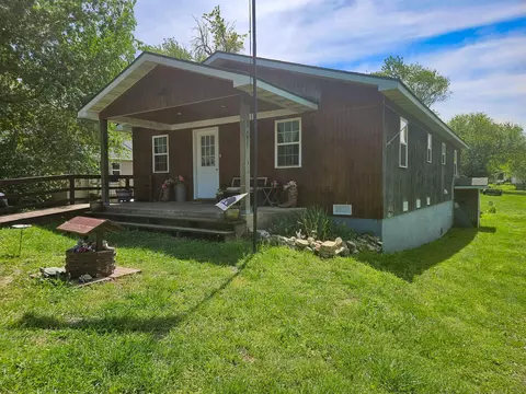 Exterior - 119 E James St, Mountain View, MO 65548 photo 1 of 10