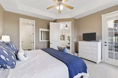 Bedroom - 47 Stone Cliff Cir #1, Indian Point, MO 65616 photo 3 of 4