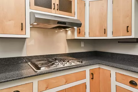 Kitchen - 1249 E Delmar St, Springfield, MO 65804 photo 6 of 6