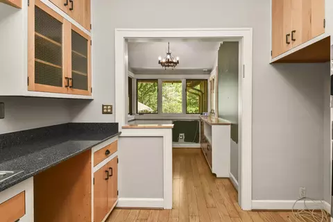 Entry Way - 1249 E Delmar St, Springfield, MO 65804 photo 1 of 3