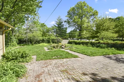 Exterior - 1249 E Delmar St, Springfield, MO 65804 photo 11 of 14