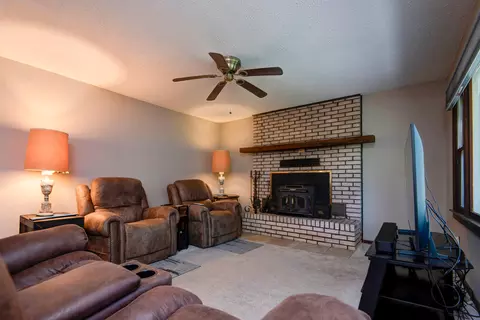 Living - 3224 W Lombard St, Springfield, MO 65802 photo 1 of 2