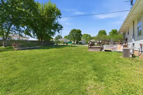 Exterior - 2601 S 14th St, Ozark, MO 65721 photo 5 of 9