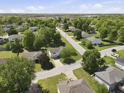 View/Area - 2601 S 14th St, Ozark, MO 65721 photo 3 of 6