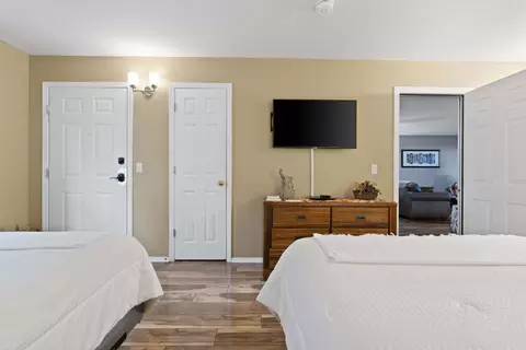 Bedroom - 200 Golf View Dr #A4, Branson, MO 65616 photo 3 of 5