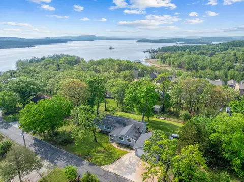 View/Area - 142 Locust Ln, Branson, MO 65616 photo 4 of 9