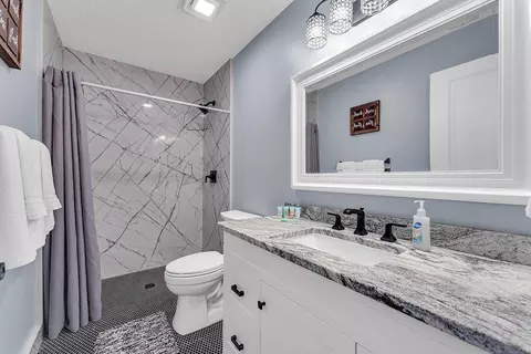 Bath - 133 Troon Dr #11, Branson, MO 65616 photo 1 of 2