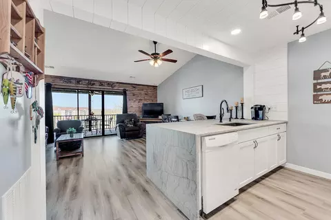Kitchen - 133 Troon Dr #11, Branson, MO 65616 photo 1 of 4
