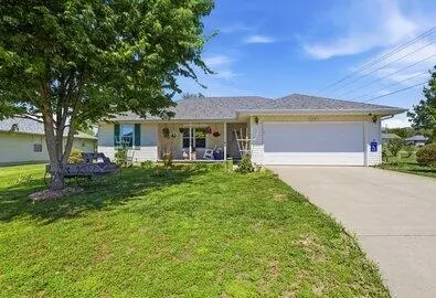331 Sugar Tree Rd, Sparta, MO 65753